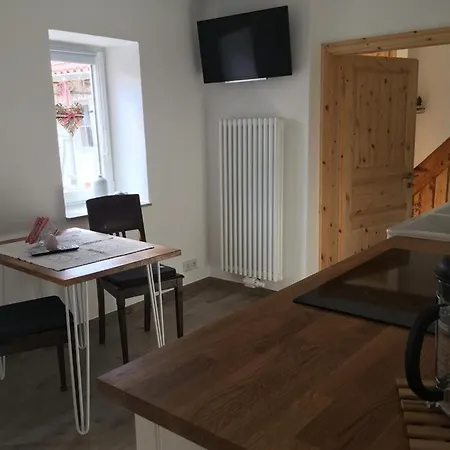 Unterm Schiefen Turm Apartment